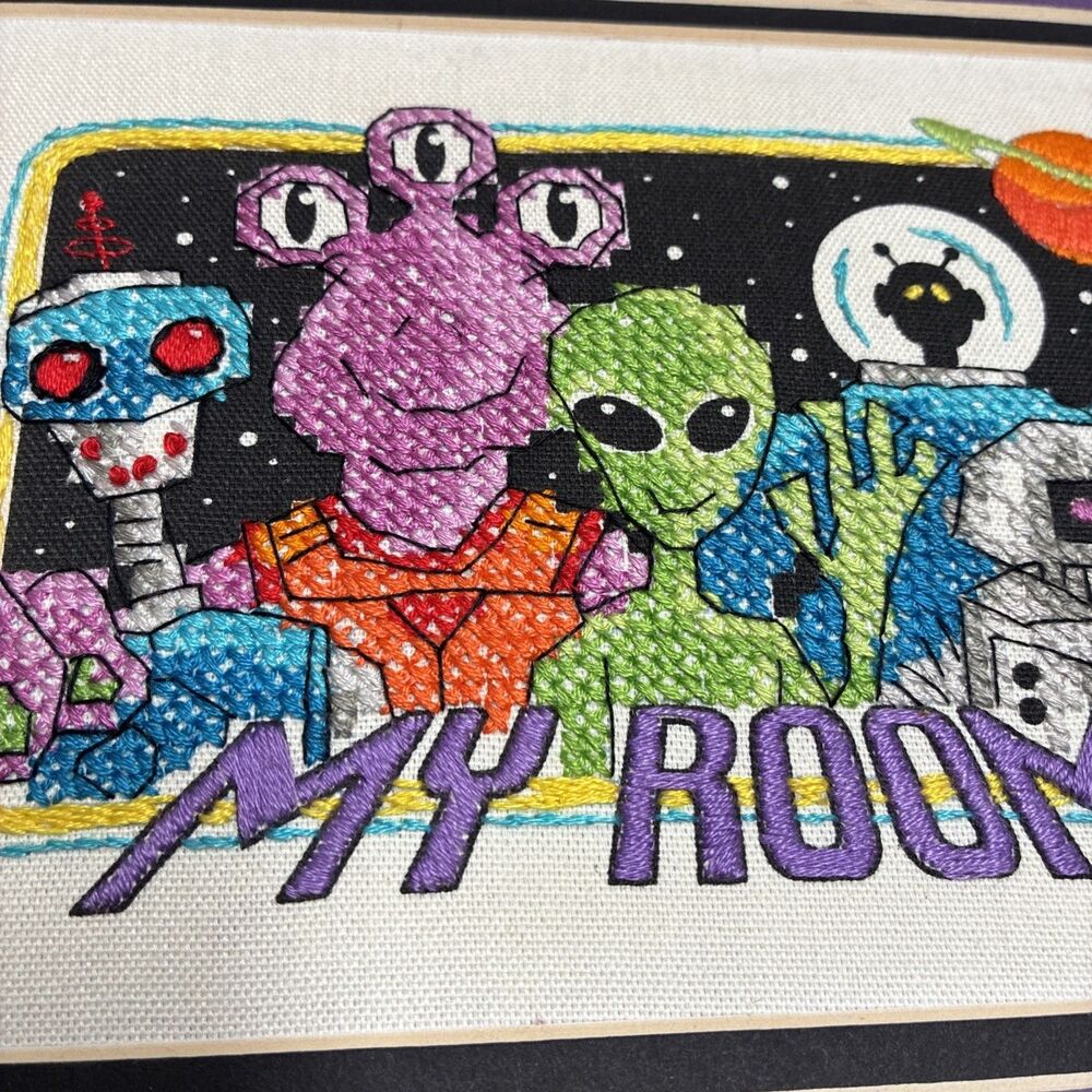 Completed Cross Stitch Framed Kids My Room Sign With Aliens And Space Boy Themed - Picture 3 of 5